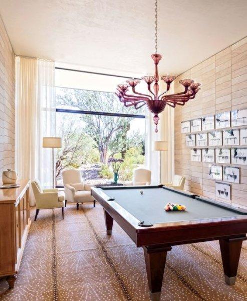 Oturma odalarında duvar dekorasyonu