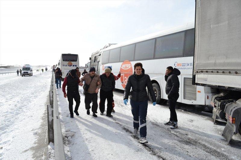 Aksaray'da zincirleme trafik kazası