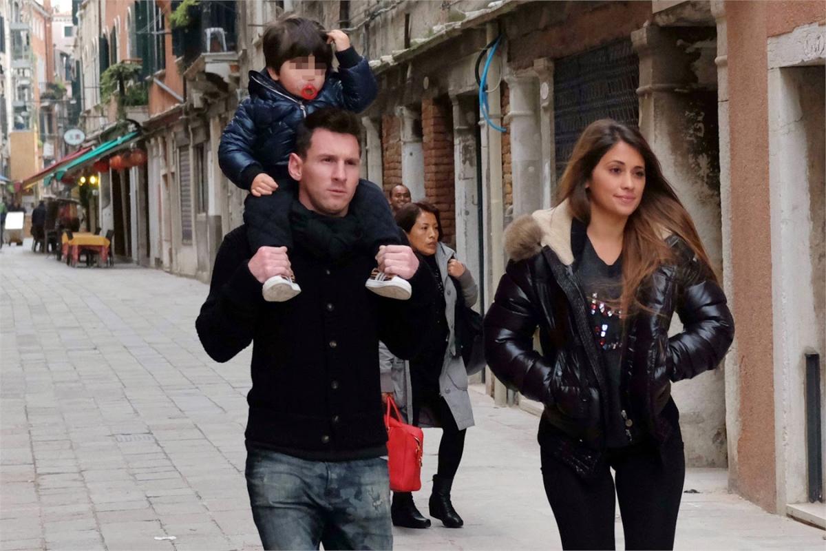 Messi sevgilisi Roccuzo ile evleniyor