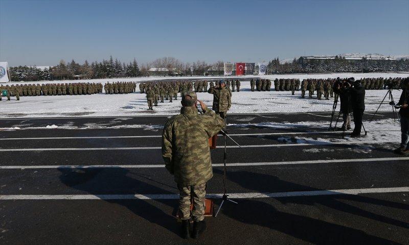 Genelkurmay Başkanı Akar'dan komandolara ziyaret