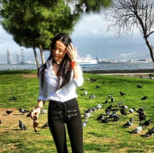 Miss Turkey finalistine Özcan Deniz'den film teklifi 