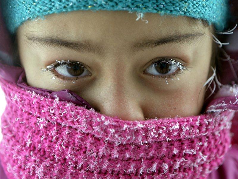 Ardahan'da öğrencilerin kirpikleri dondu