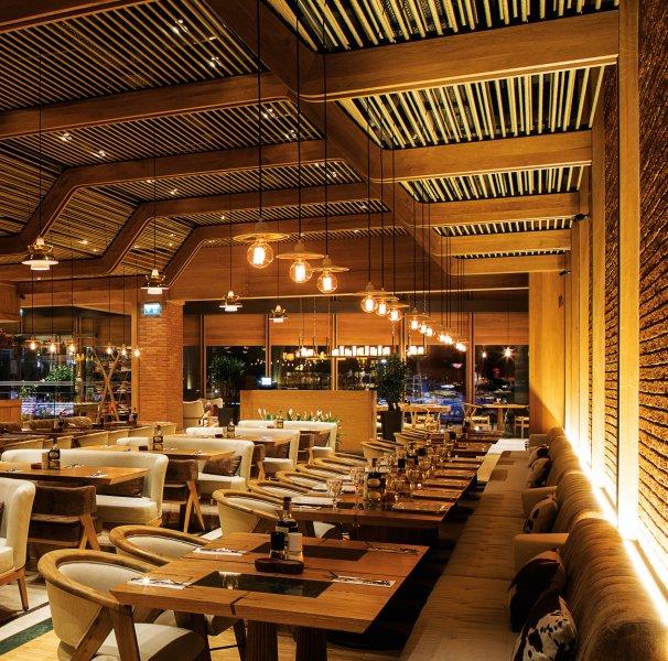 En şık ahşap tavan modelleri