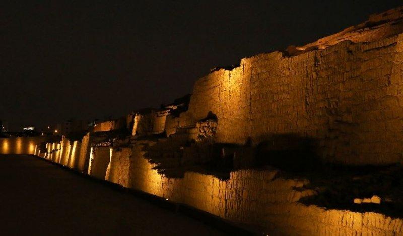 Peru'nun ortasında piramit çıktı