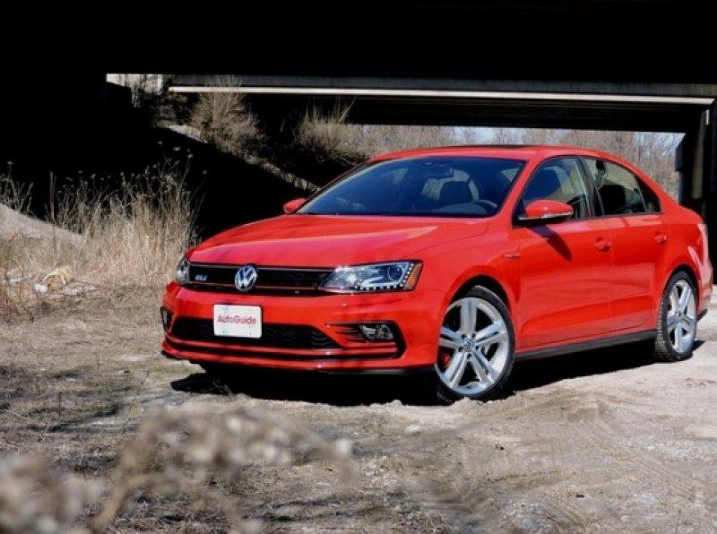 1.4 - 1.6 aralığında motor gücüne sahip en az yakan otomobiller