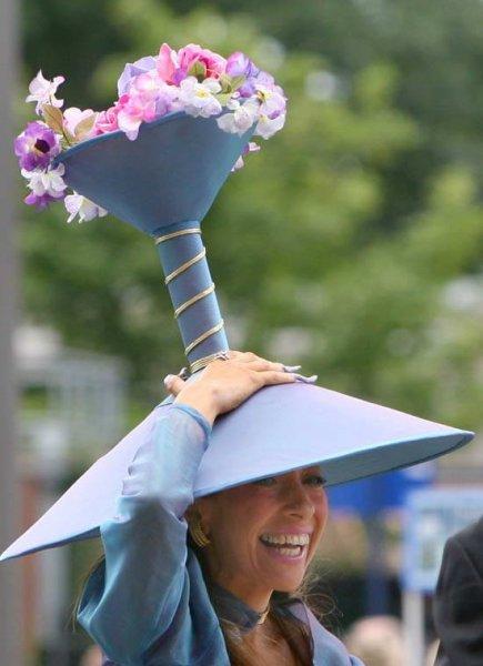 Birbirinden ilginç şapka modelleri 