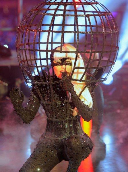 Birbirinden ilginç şapka modelleri 