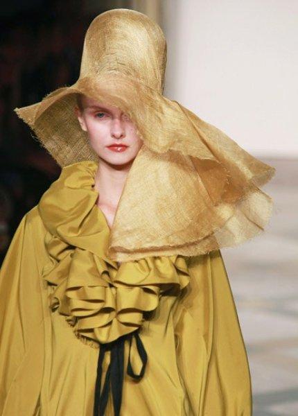 Birbirinden ilginç şapka modelleri 