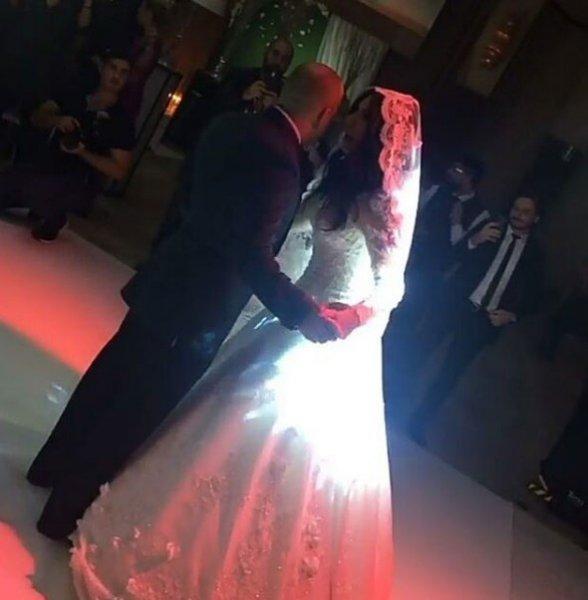 Işın Karaca üçüncü kez evet dedi 