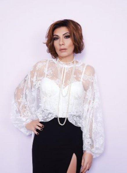 Işın Karaca üçüncü kez evet dedi 