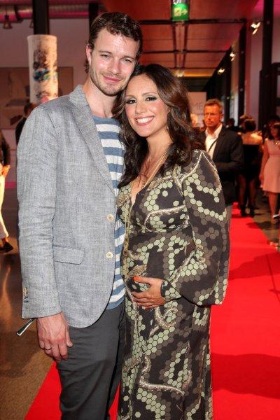 Ailesi gurbette işçi olarak çalışan ünlüler 