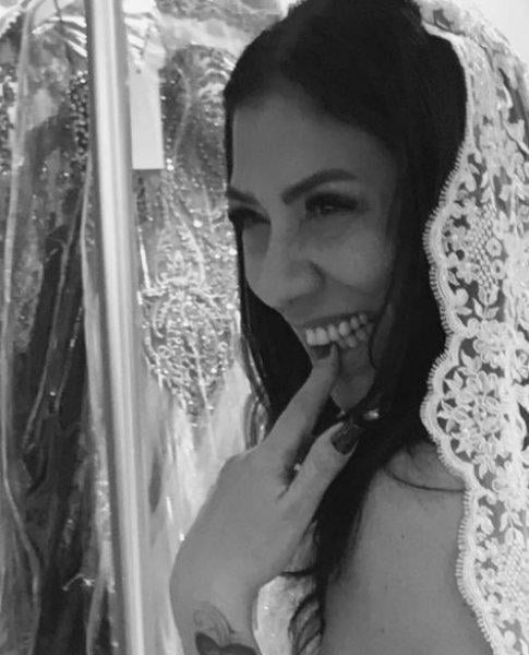 Işın Karaca üçüncü kez evet dedi 