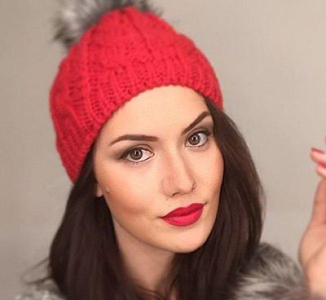 Ailesi gurbette işçi olarak çalışan ünlüler 