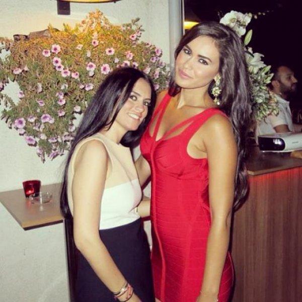 Ailesi gurbette işçi olarak çalışan ünlüler 