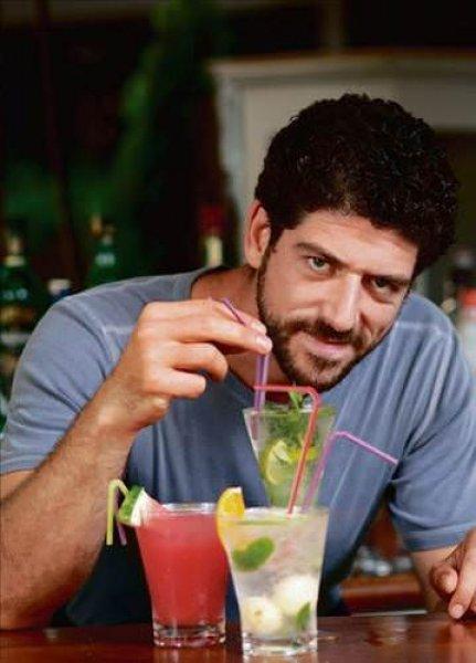 Yabancı dil bilen ünlü isimler 