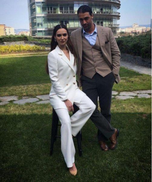 Birce Akalay ve Sarp Levendoğlu boşanıyor