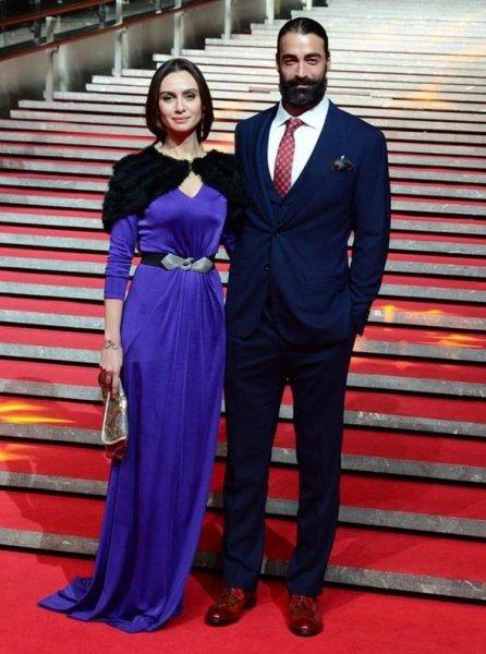 Birce Akalay ve Sarp Levendoğlu boşanıyor