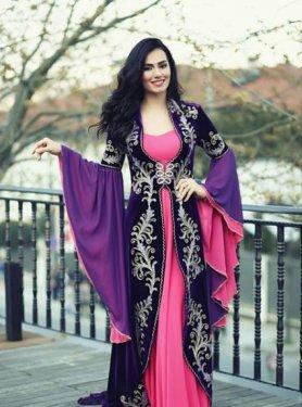 Nur Bozar ekranlara dönüyor