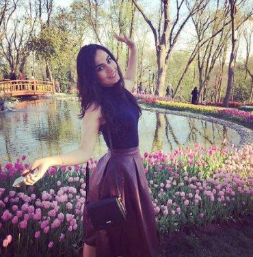 Nur Bozar ekranlara dönüyor