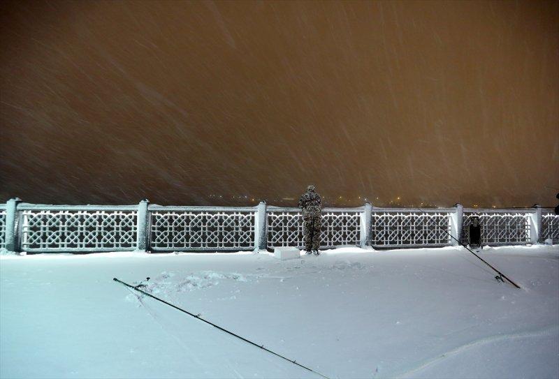 Yoğun kar yağışı yurtta etkili oldu 