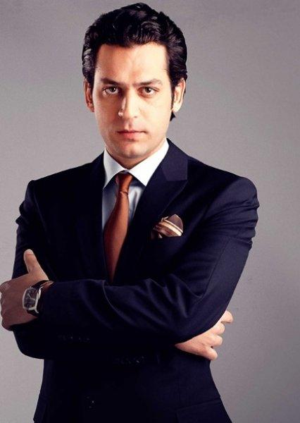 Kim Milyoner Olmak İster'in yeni sunucusu Murat Yıldırım 