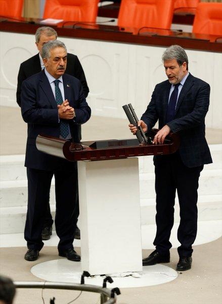 Meclis'te yaşanan kavganın fotoğrafları