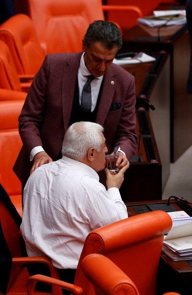 Meclis'te yaşanan kavganın fotoğrafları