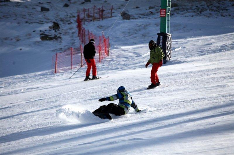 Kartalkaya’da kayak keyfi 