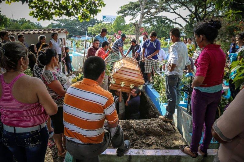 El Salvador'da ilk kez cinayet işlenmedi