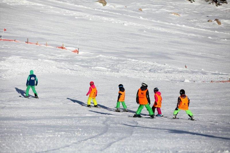 Kartalkaya’da kayak keyfi 