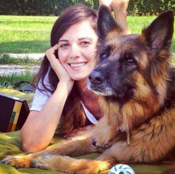 Ahu Türkpençe'ye iki ödül birden  