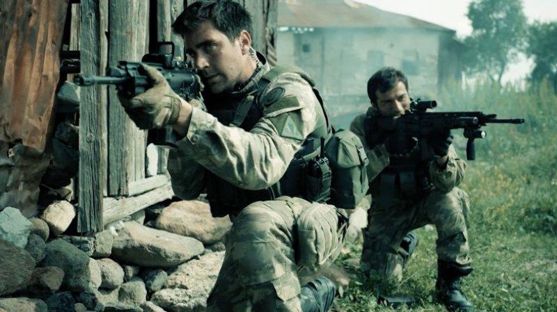 Ahu Türkpençe'ye iki ödül birden  