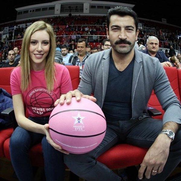 Sinem Kobal ve Kenan İmirzalıoğlu aile yemeğinde 