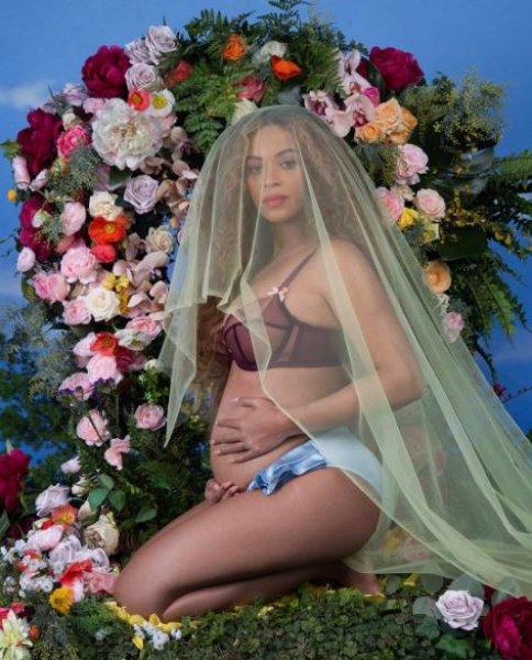 Grammy gecesine Beyonce damga vurdu 