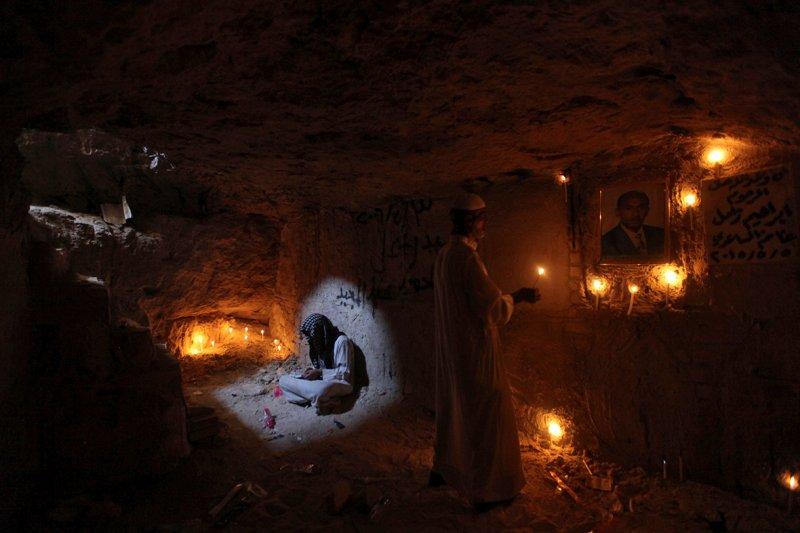 Dünyanın en büyük mezarlığı Irak'ta bulunuyor