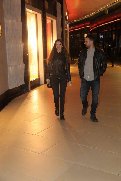 Leyla Lydia Tuğutlu sevgilisiyle görüntülendi 