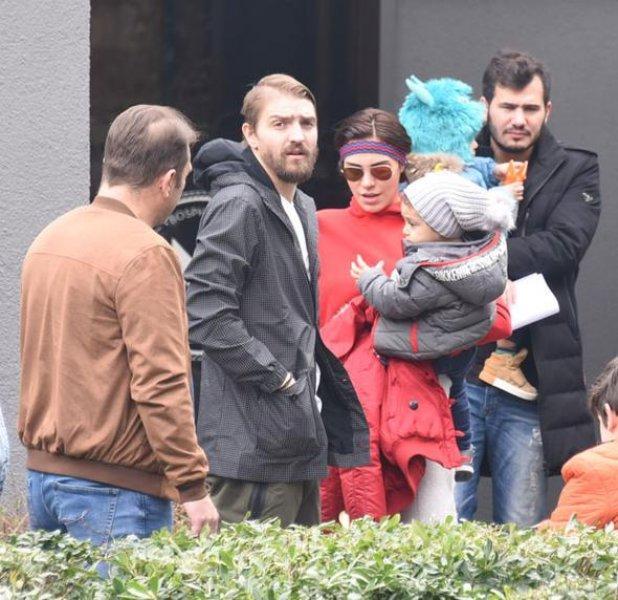 Şükran Ovalı'dan çocuk provası