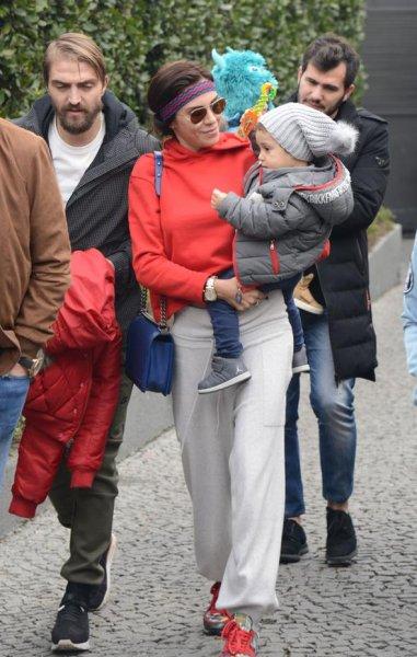 Şükran Ovalı'dan çocuk provası