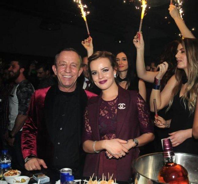 Ali Ağaoğlu'nun sevgilisi isyan etti