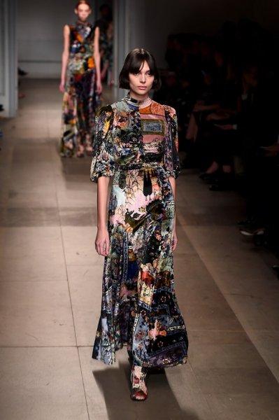 Londra Moda Haftası’nda Osmanlı motifleri 