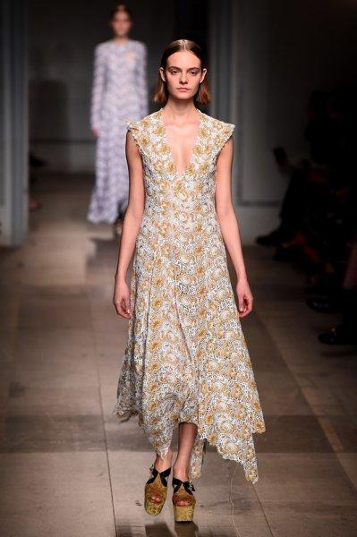 Londra Moda Haftası’nda Osmanlı motifleri 