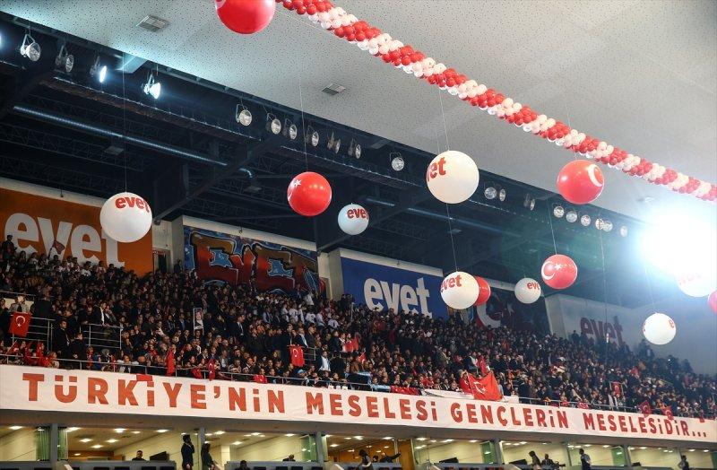 Ak Parti'nin referandum çalışmaları bugün başlıyor