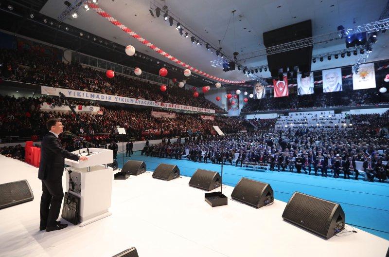 AK Parti referandum startını verdi