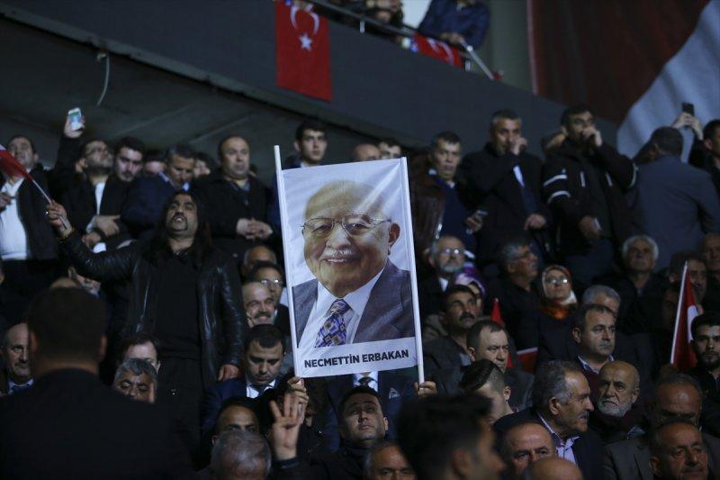 Ak Parti'nin referandum çalışmaları bugün başlıyor