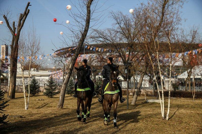 Ak Parti'nin referandum çalışmaları bugün başlıyor