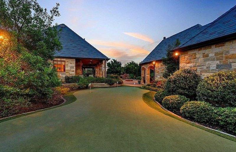 Selena Gomez'in Teksas'taki muhteşem evi