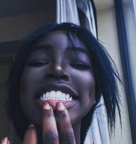 Sosyal medyanın siyahi güzeli: Lola Chuil