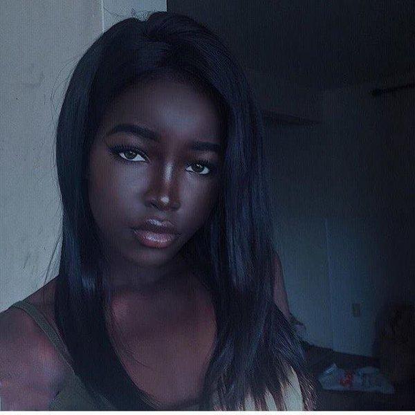 Sosyal medyanın siyahi güzeli: Lola Chuil