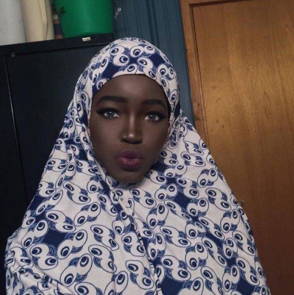 Sosyal medyanın siyahi güzeli: Lola Chuil