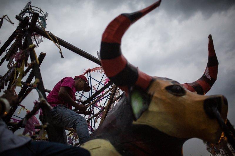 Meksika'da havai fişek festivali